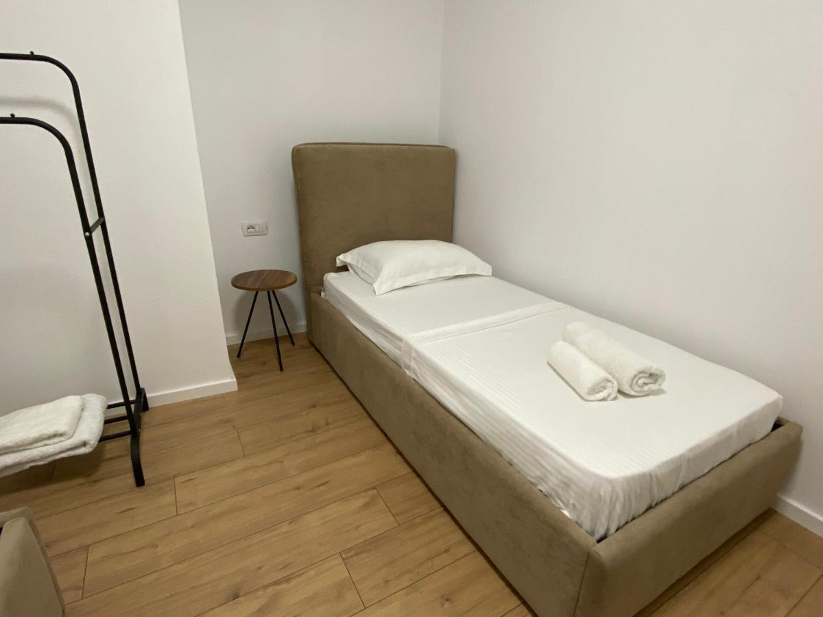 Brand New Apts Located At The City'S Main Square-100 Mbs Wifi Durrës Exteriér fotografie