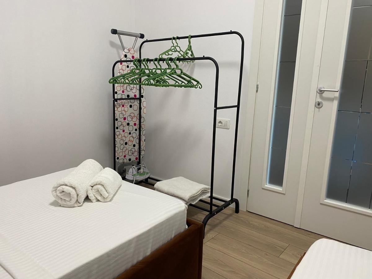 Brand New Apts Located At The City'S Main Square-100 Mbs Wifi Durrës Exteriér fotografie