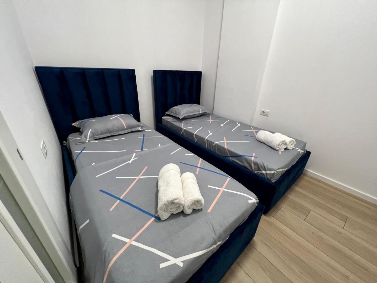 Brand New Apts Located At The City'S Main Square-100 Mbs Wifi Durrës Exteriér fotografie