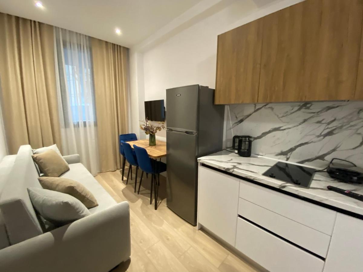 Brand New Apts Located At The City'S Main Square-100 Mbs Wifi Durrës Exteriér fotografie